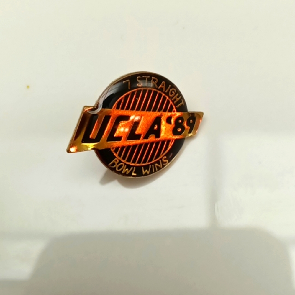 Vintage 1989 UCLA Football Pin